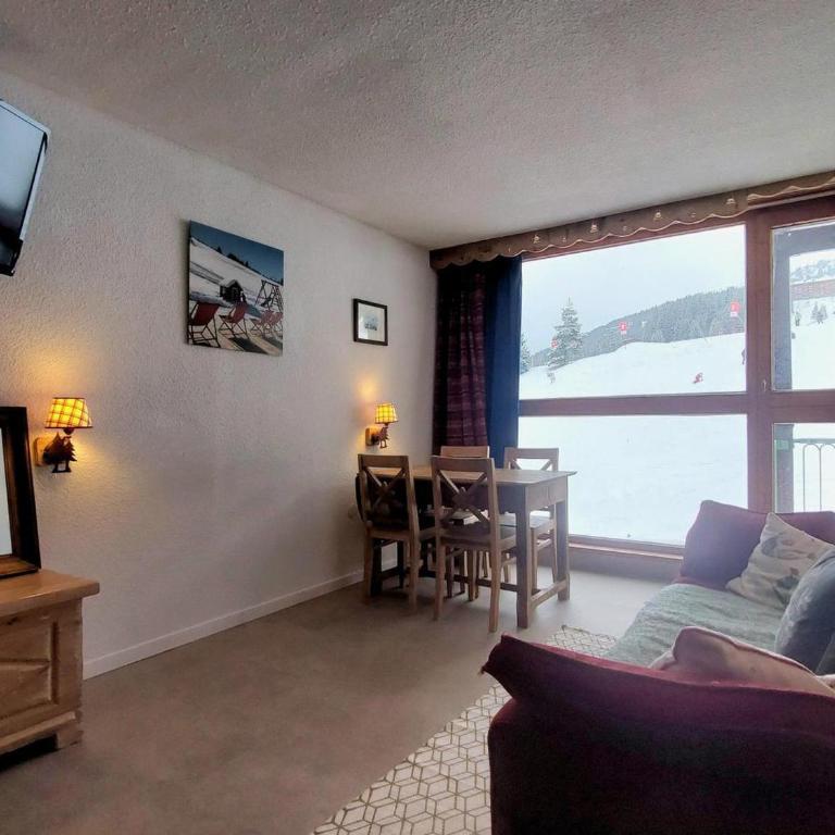 Appartement ski aux pieds avec balcon - FR-1-346-603 - Apartment - 2