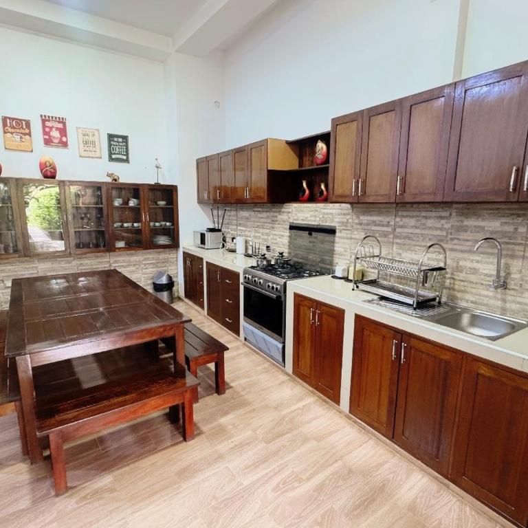 Casa Palmeras Tarapoto - Five-Bedroom House - 10