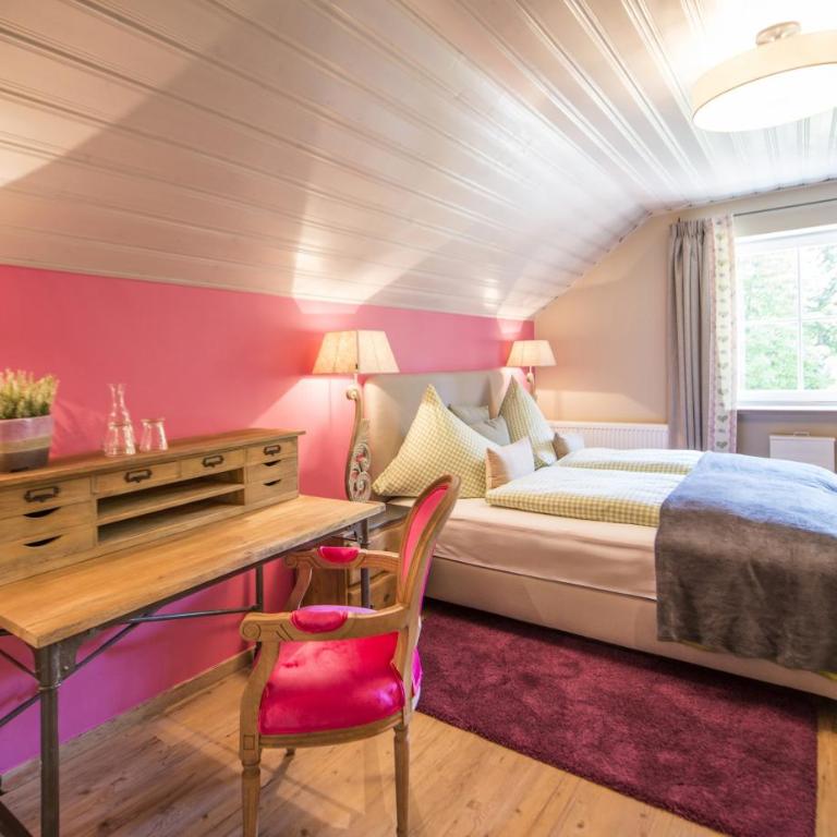 Waldruhe - Bett, Frühstück & ein Lächeln - Deluxe Junior Suite - 2