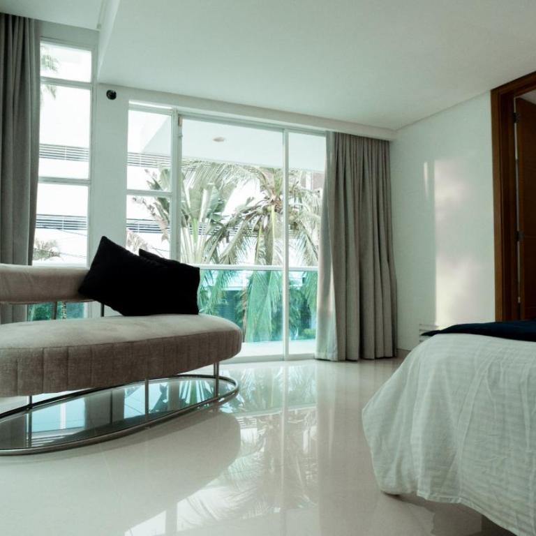 MQ CROWN HOUSE CASTIllO - Six-Bedroom House - 13