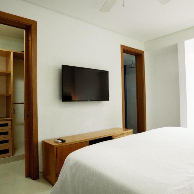 MQ CROWN HOUSE CASTIllO - Six-Bedroom House - 17