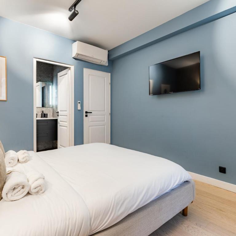 Chic 3-room air-conditioned apartment in the heart of the Marais - Two-Bedroom Apartment - 16