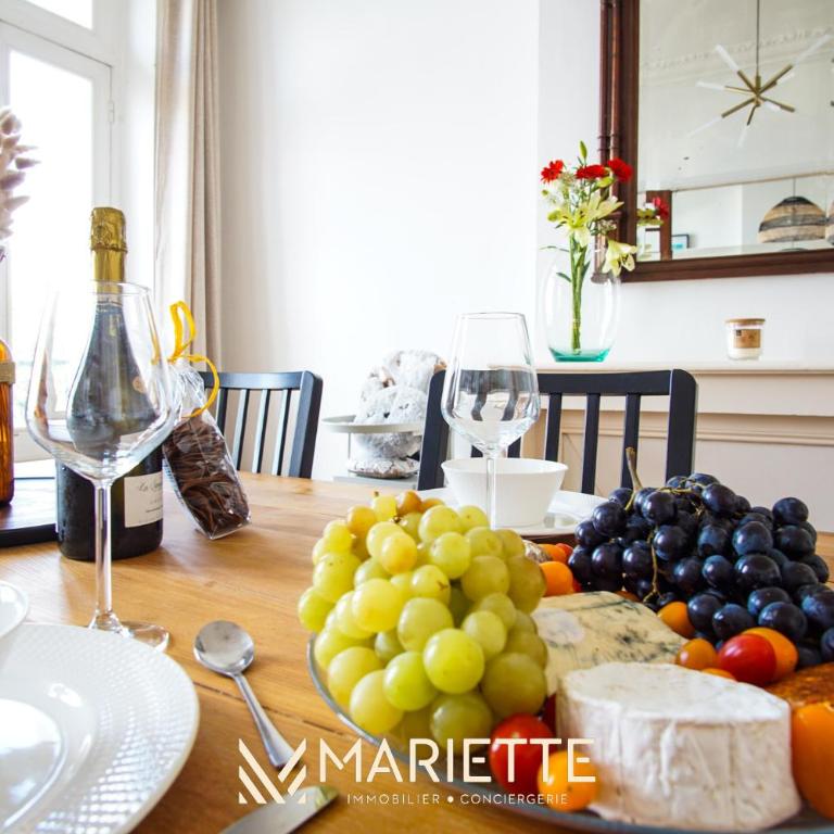 -BOSCO- Elegant T3 avec balcon et vue sur le port - Appartement - 8