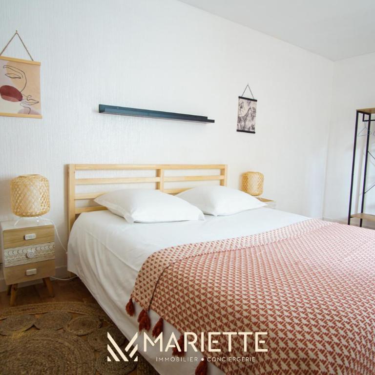 -BOSCO- Elegant T3 avec balcon et vue sur le port - Appartement - 27