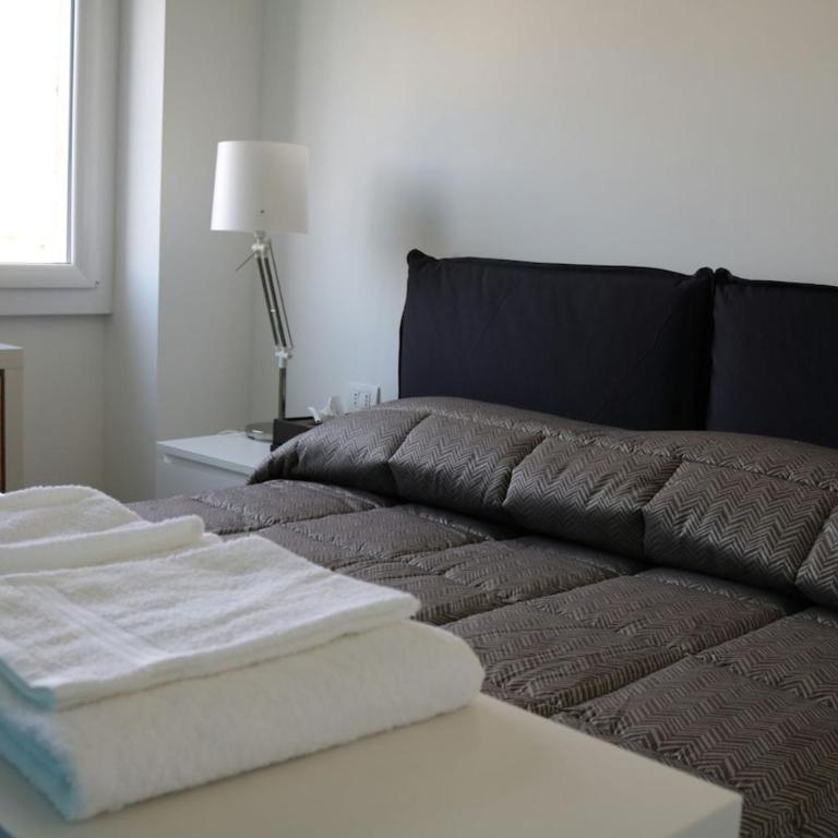 Lovely apartment very near Zara metro station M3M5 - One-Bedroom Apartment - 3