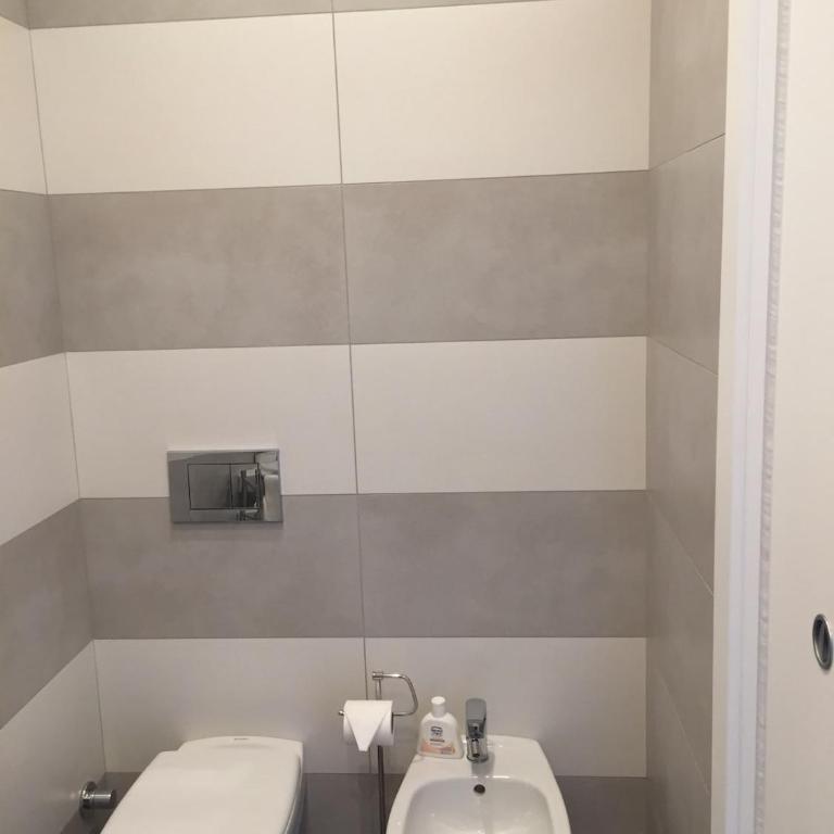Lovely apartment very near Zara metro station M3M5 - One-Bedroom Apartment - 29