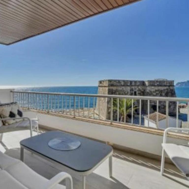 Vista Castillo - One-Bedroom Apartment - 11