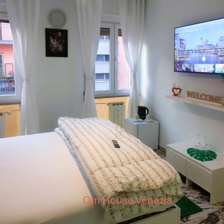 Om House Venezia - Camera Matrimoniale con Bagno Privato - 6