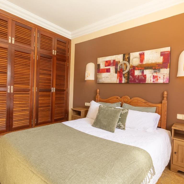 Villa Iseo - Three-Bedroom Villa - 16