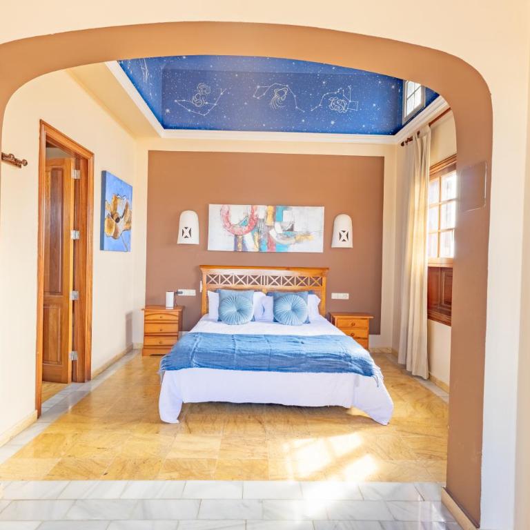 Villa Iseo - Three-Bedroom Villa - 5