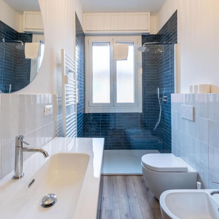 Sword House, Bologna by Short Holidays - Five-Bedroom Premium Apartment - 22