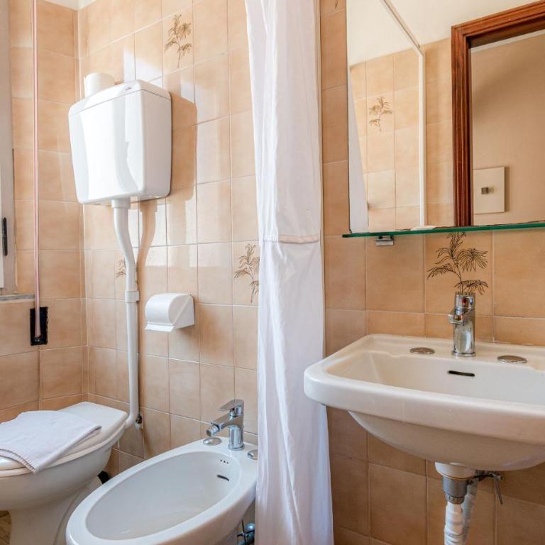 Hotel Villa Dina - Camera Singola Standard - 4