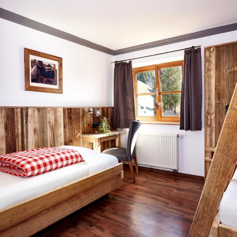 Ferienhof Lämmerhofer - Apartment mit 2 Schlafzimmern und Bergblick - 2