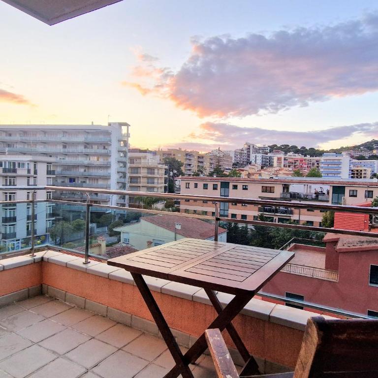 Apartment Rene Go2llolet - Apartamento de 2 dormitorios - 3