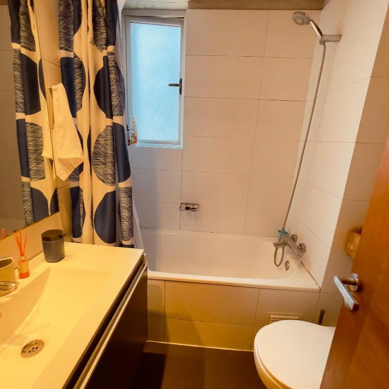 Departamento completo en el corazón de Cerro Alegre - Two-Bedroom Apartment - 14
