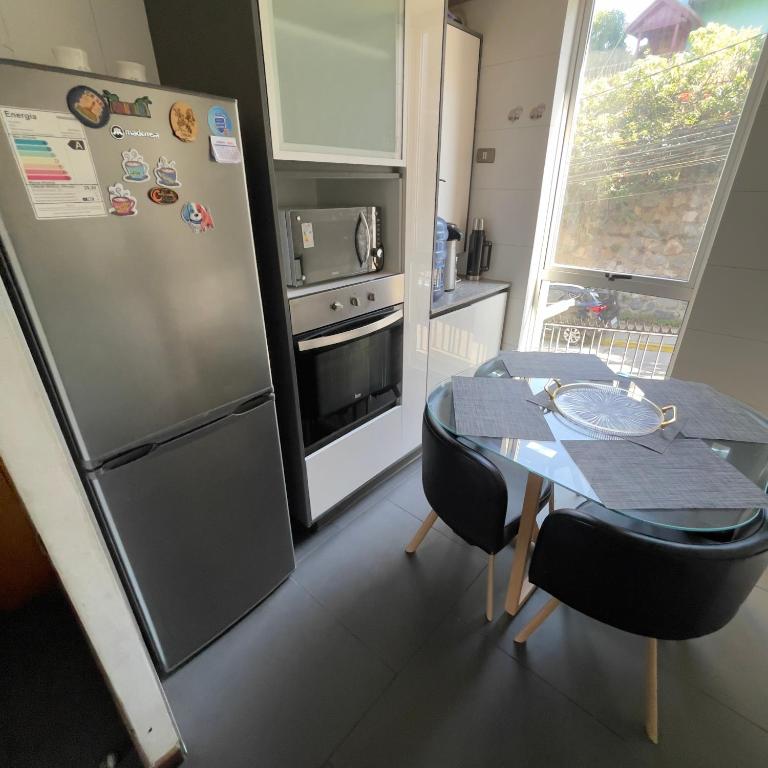 Departamento completo en el corazón de Cerro Alegre - Two-Bedroom Apartment - 12