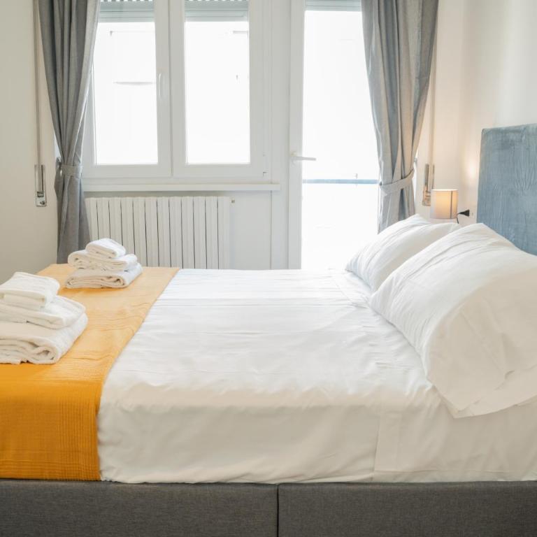 Salotto Tuscolano - Appartamento Premium con 3 Camere da Letto e Balcone - 5