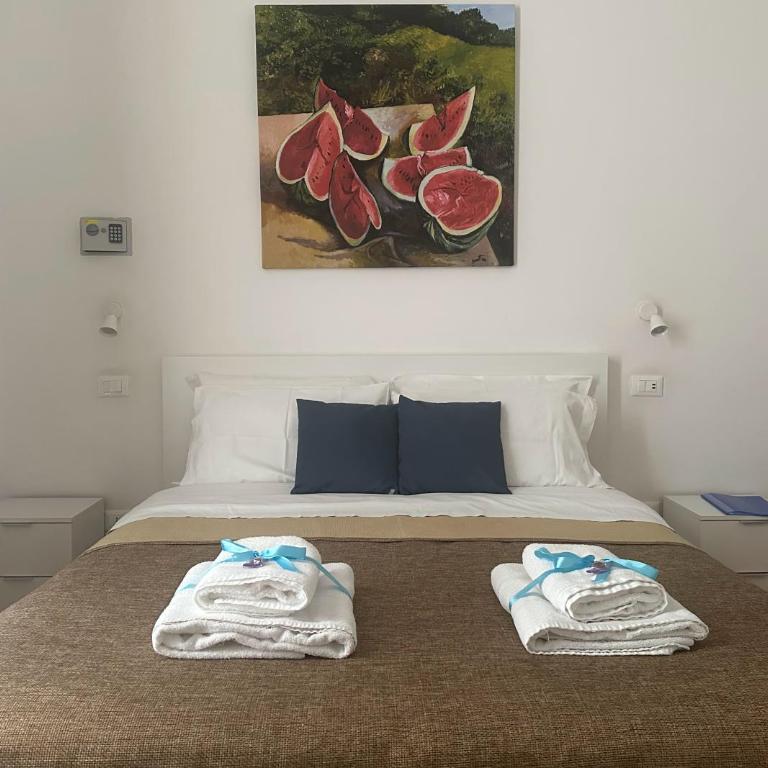 YooRoom - Double Room with Private External Bathroom - 9