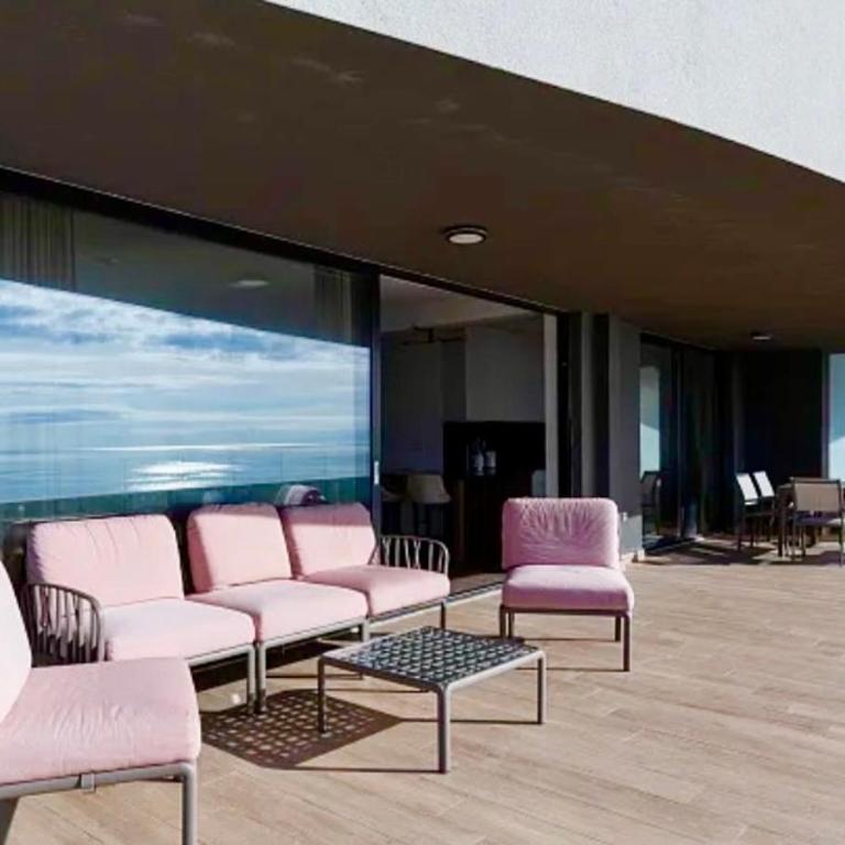 The best view in Montenegro - Three-Bedroom Apartment - Oceanfront - 33