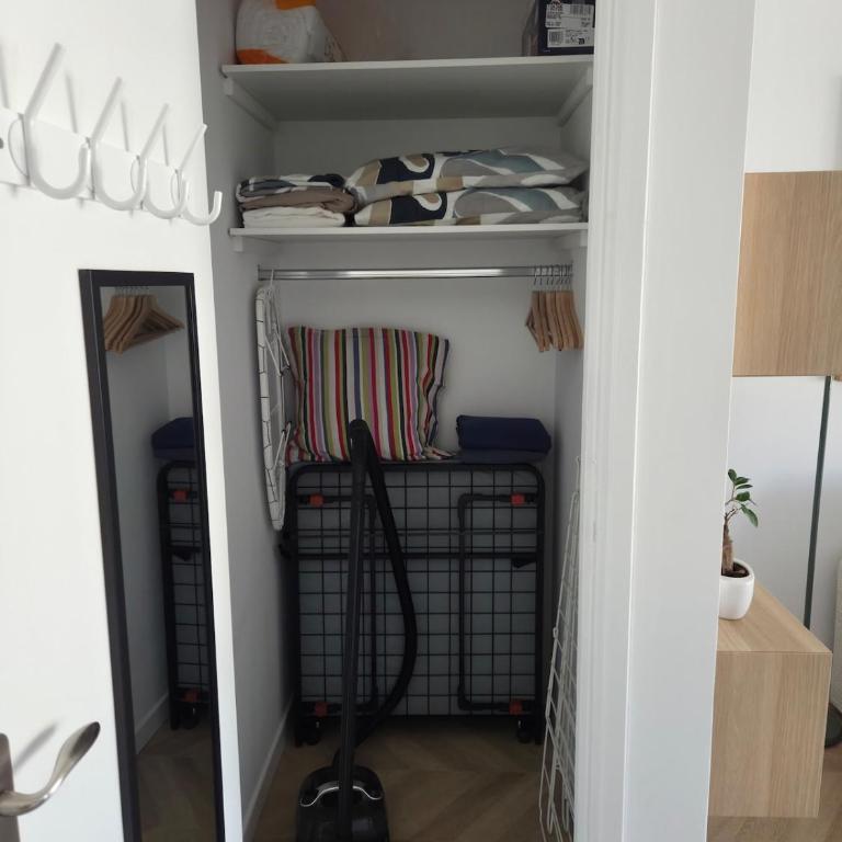 Charmant Studio avec Balcon - Apartment mit 1 Schlafzimmer - 9