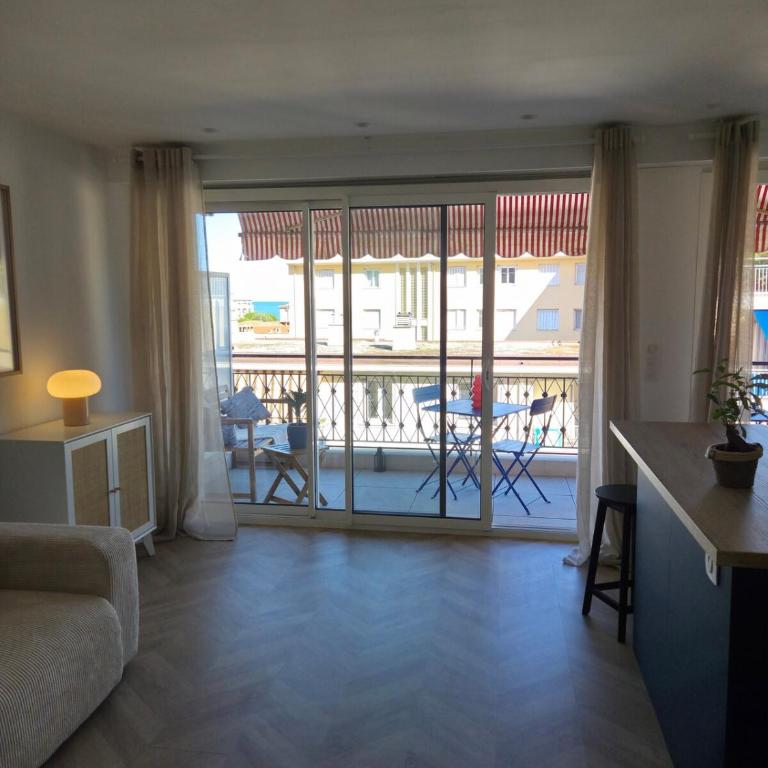 Charmant Studio avec Balcon - Apartment mit 1 Schlafzimmer - 12