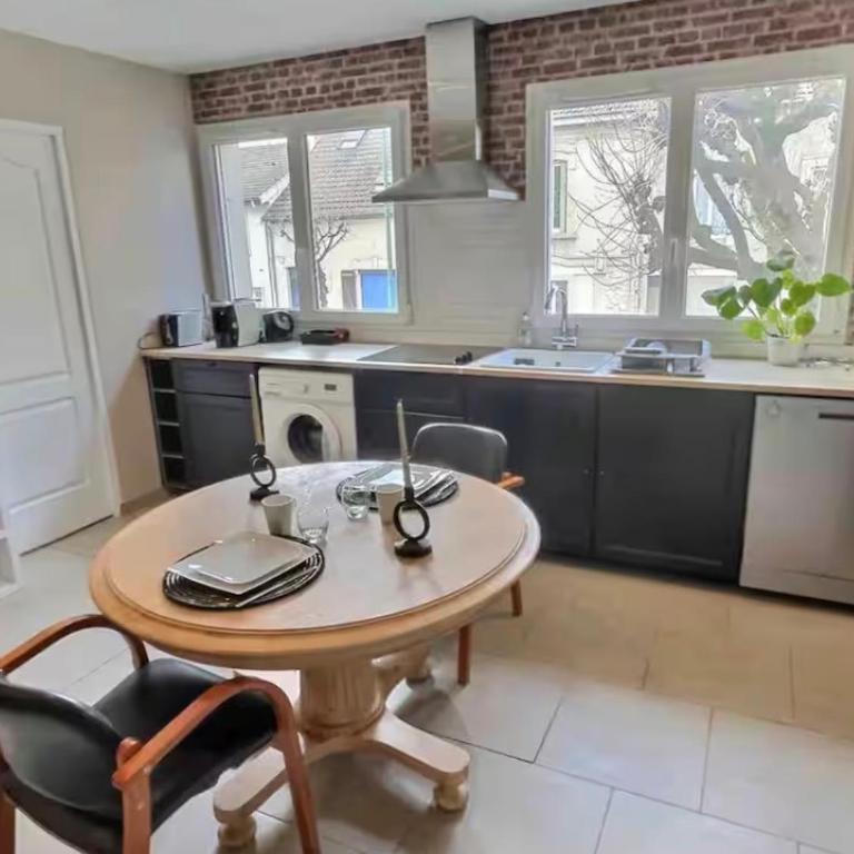 Appartement lumineux 45 m2 avec parking proche gare et centre de Reims - Appartamento con 1 Camera da Letto - 5