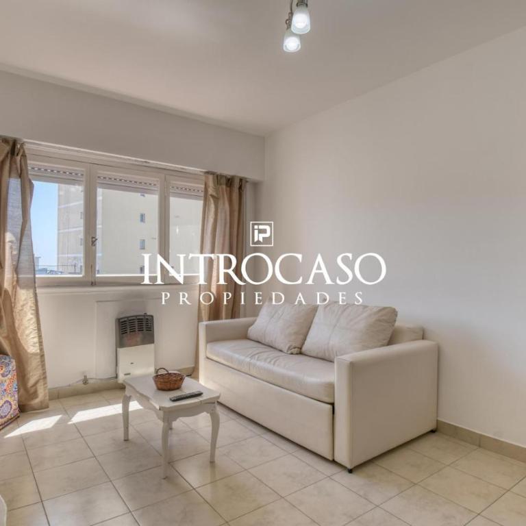 Colon 1461 Introcaso Propiedades - One-Bedroom Apartment - 1