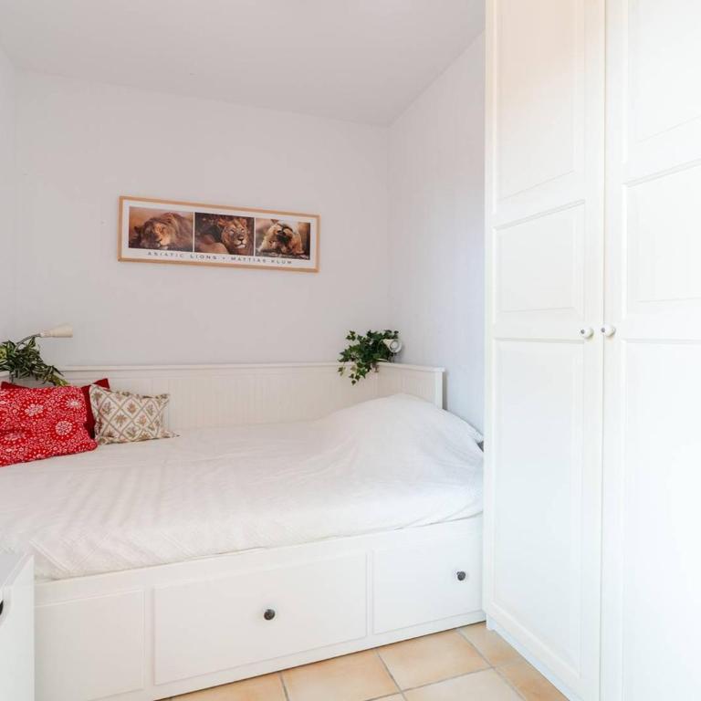 Villa spacieuse avec parking, jardin, animaux admis - FR-1-409-289 - Villa - 10