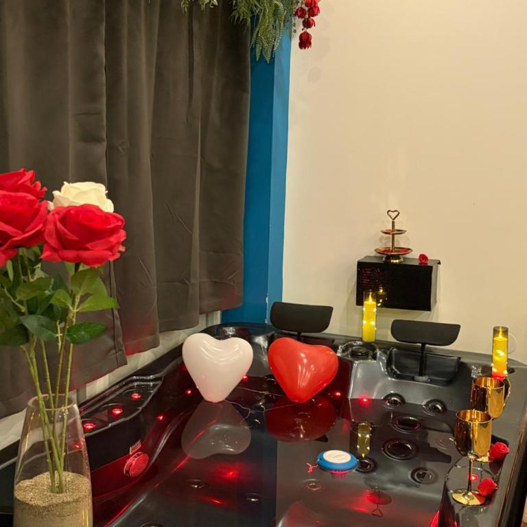 Love 2 Sans jacuzzi problème de pompe - Appartamento con 1 Camera da Letto - 2