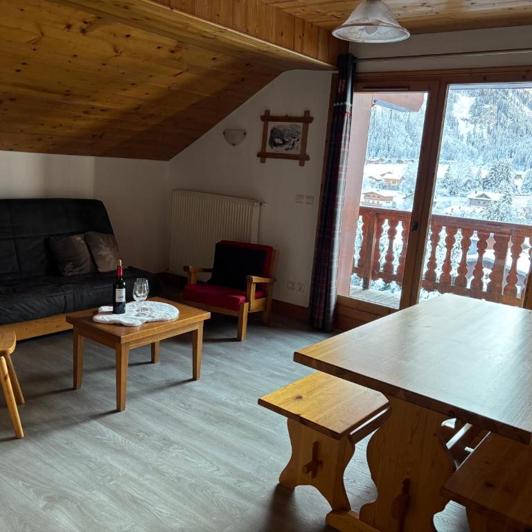 Montana 7 - Two-Bedroom Apartment - 2