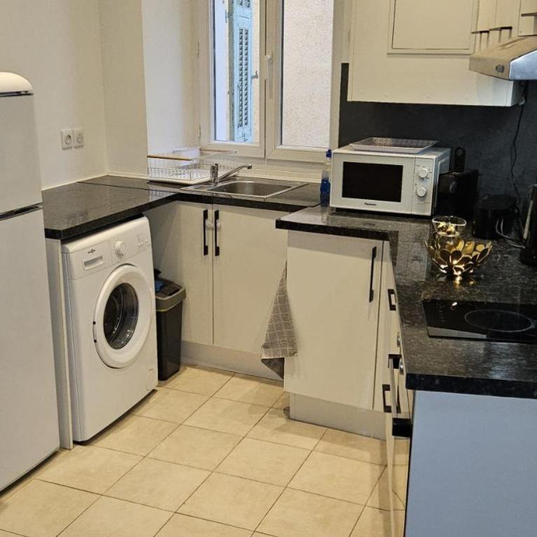 Chic 1 Bedroom Apartment - 3 Star Rated - One-Bedroom Apartment - 15