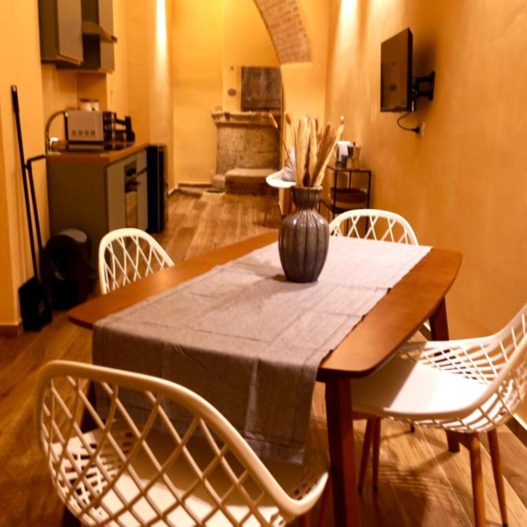 Piazza IV Novembre Heritage - The Absolute Center - Appartamento con 1 Camera da Letto - 15