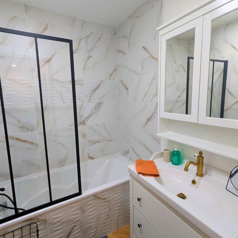 T3 61m2, Hypercentre, vue Fontaine Chaude, bureau - Appartement 2 Chambres - 31