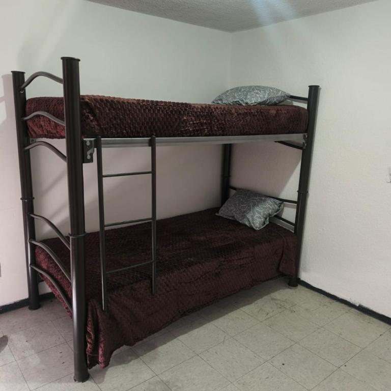 Roux - One-Bedroom Apartment - 5