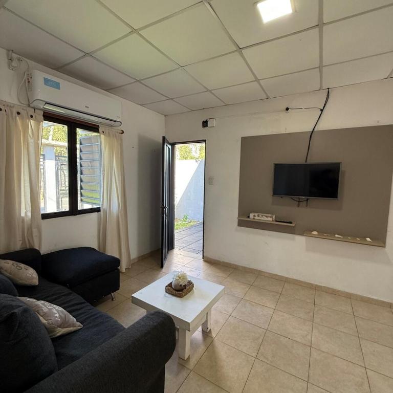 Casa Completa con Piscina - Parrilla - Ubicación - Casa de 2 dormitorios - 33