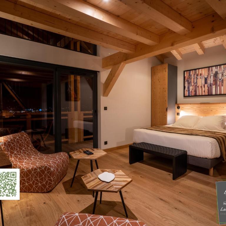 La Grange des Eulets - Chambre Triple – Vue sur Montagne - 53