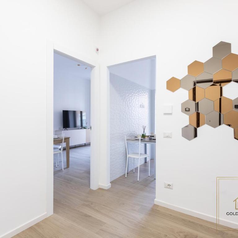 Golden House - 1Bdr Apt, 10min to center-100mt MetroA - 2-4 pax - A-C - Appartamento con 1 Camera da Letto - 28