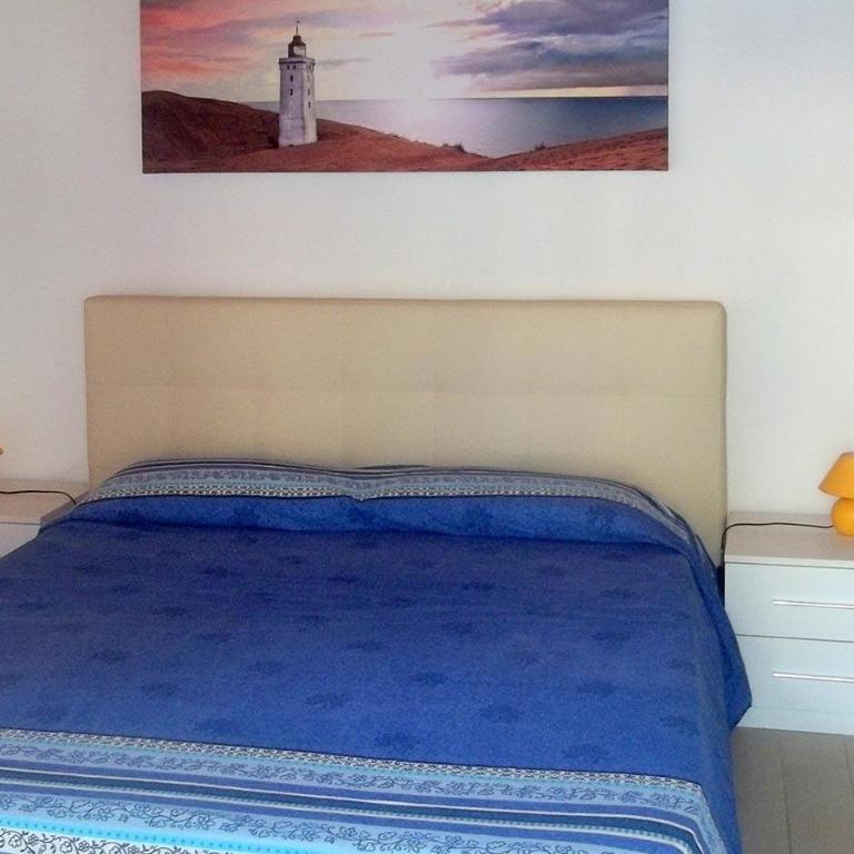 Appartamenti Airone BLU - Appartamento Monolocale con 1 Letto Matrimoniale - 2