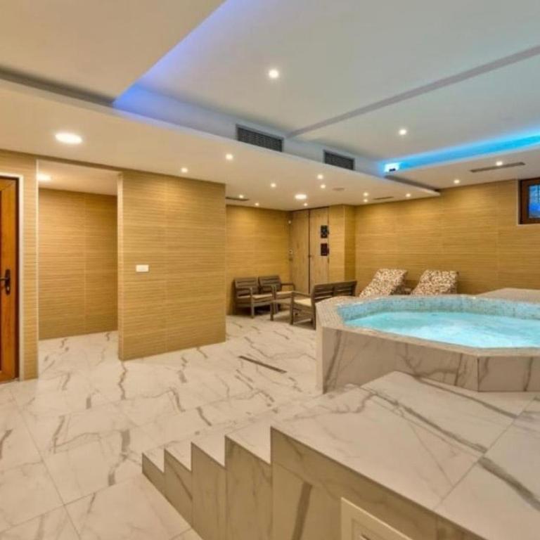 Calma - One-Bedroom Apartment - 1