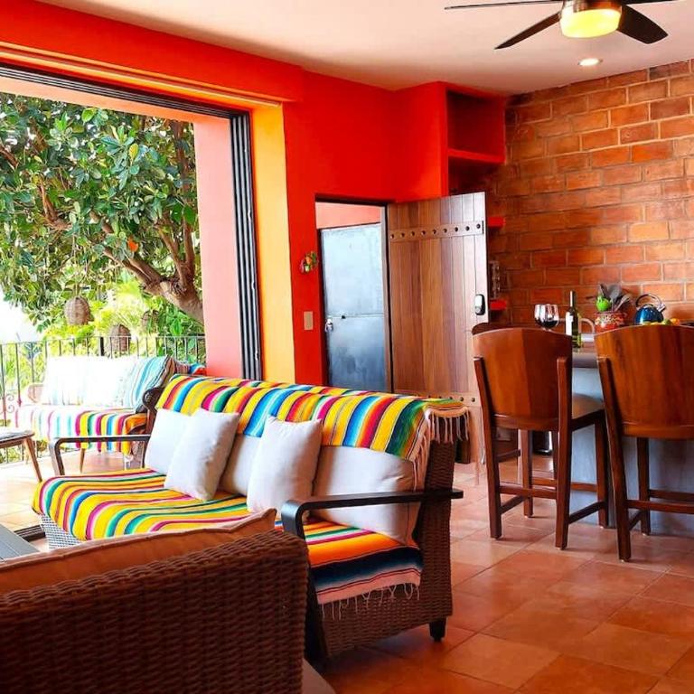 Penthouse Luxury 3BR with Ocean View Private Terraces and Heated Pool - Penthouse Apartment - 1
