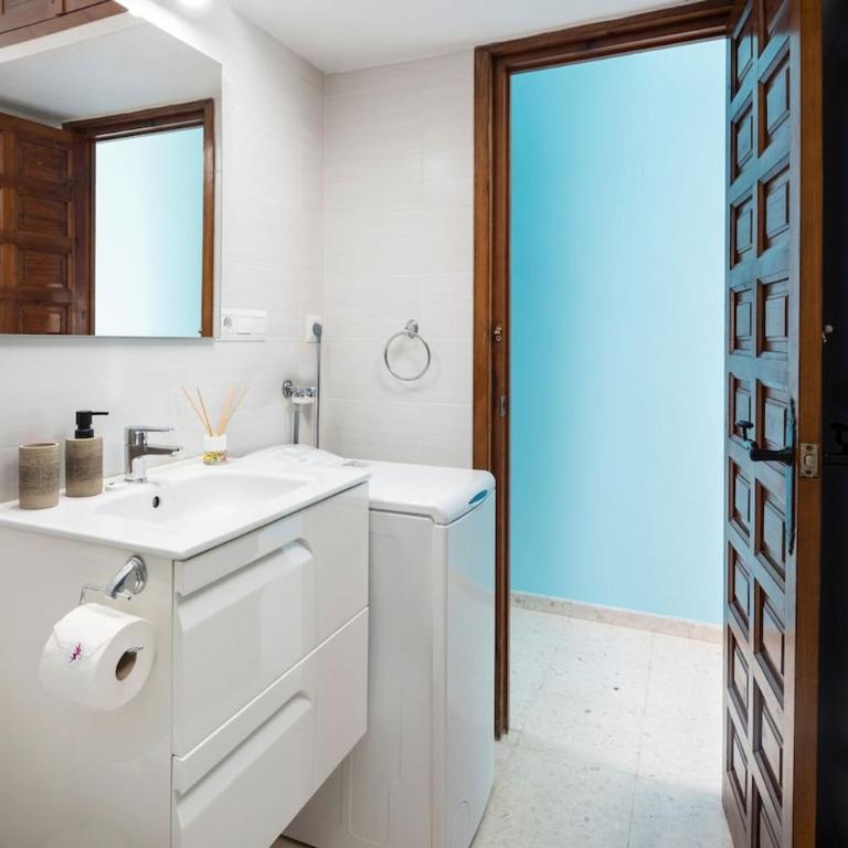 Sea View Apt Capistrano Village Nerja - Apartamento de 1 dormitorio con balcón y vistas al mar - 10