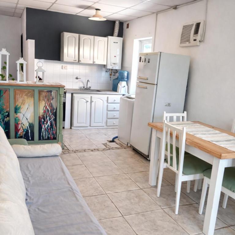 Casa familiar con piscina a 10 minutos del centro - Casa de 2 dormitorios - 9