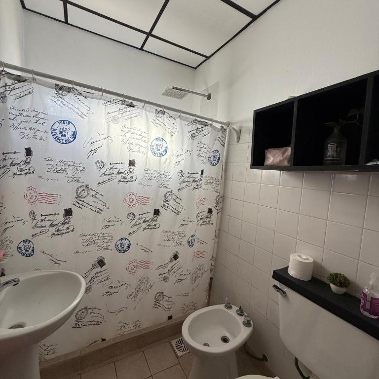 Casa familiar con piscina a 10 minutos del centro - Casa de 2 dormitorios - 10