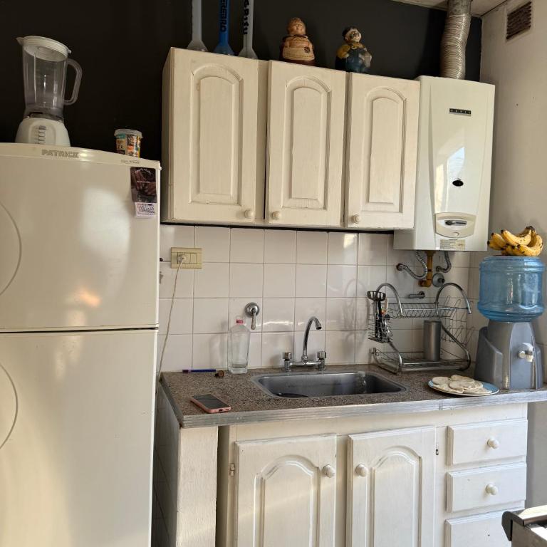 Casa familiar con piscina a 10 minutos del centro - Casa de 2 dormitorios - 11