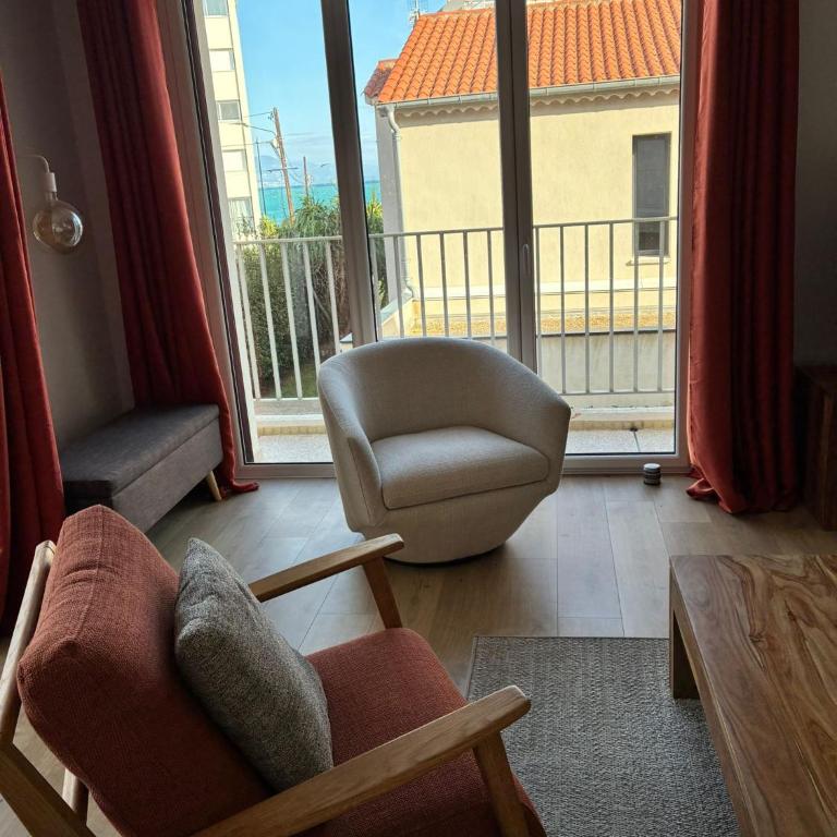 Magnifique appartement climatisé de 87m², à 100m de la plage - Appartement 2 Chambres - 7