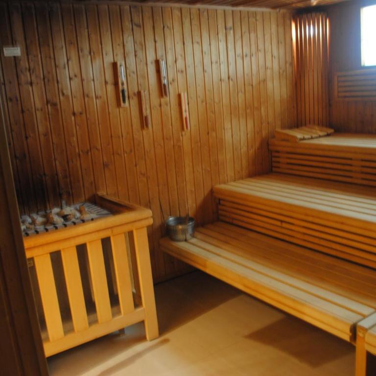 Familienwohnung Sonnenschein mit Hallenbad, Sauna & activCARD - Apartment - 16