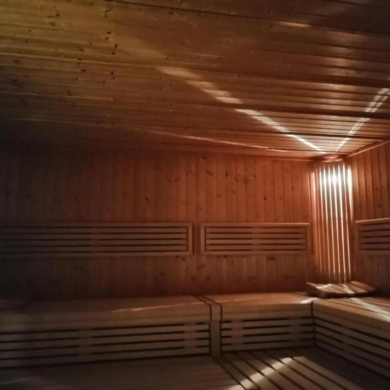 Familienwohnung Sonnenschein mit Hallenbad, Sauna & activCARD - Apartment - 10