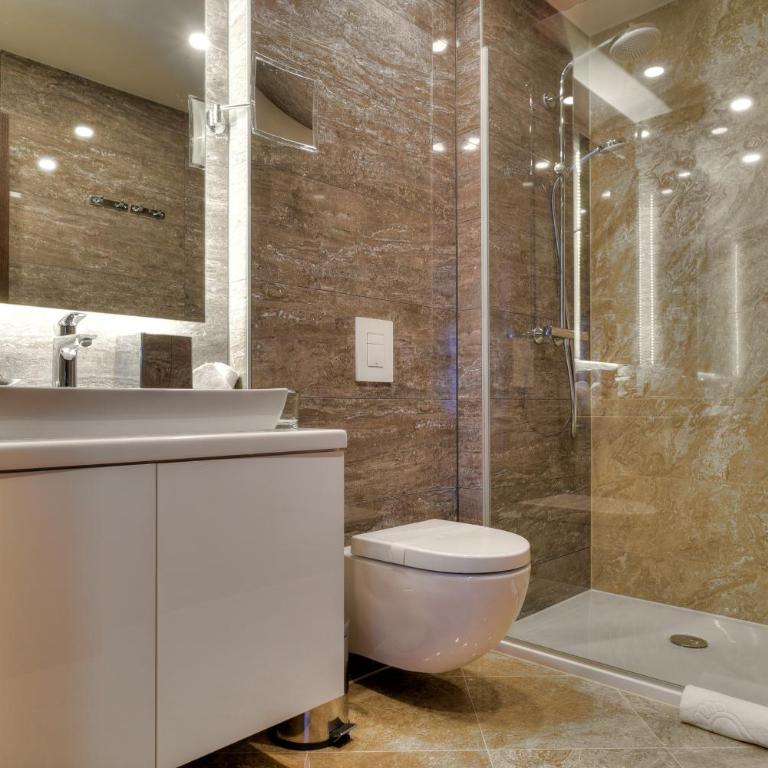 Malak Regency Hotel - Elegance Dvokrevetna Soba sa Bračnim Krevetom - 3