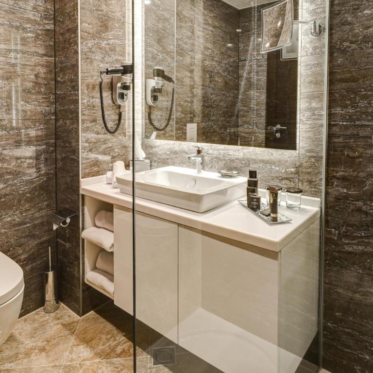 Malak Regency Hotel - Deluks Dvokrevetna Soba sa Bračnim Krevetom/Zasebnim Krevetima - 1