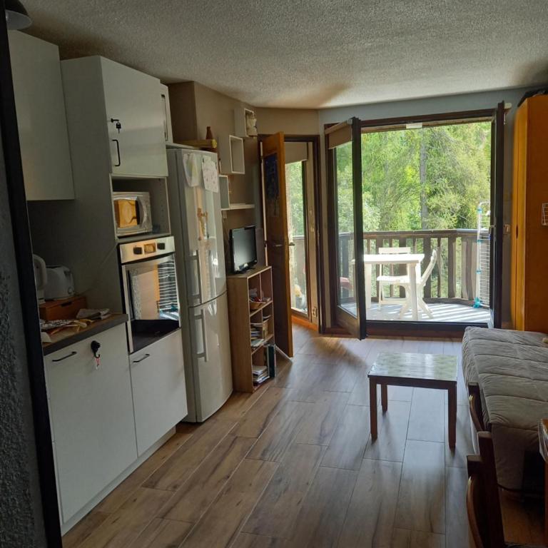 Appartement rénové et familial - Appartamento con 2 Camere da Letto - 15